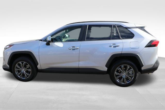 2023 Toyota RAV4 Hybrid Limited 22