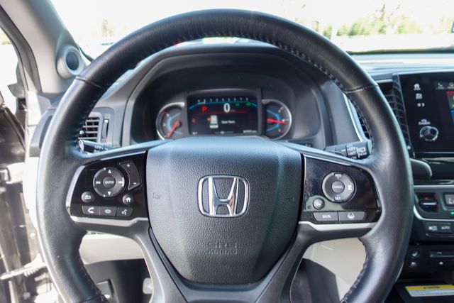 used 2021 Honda Pilot car, priced at $33,000