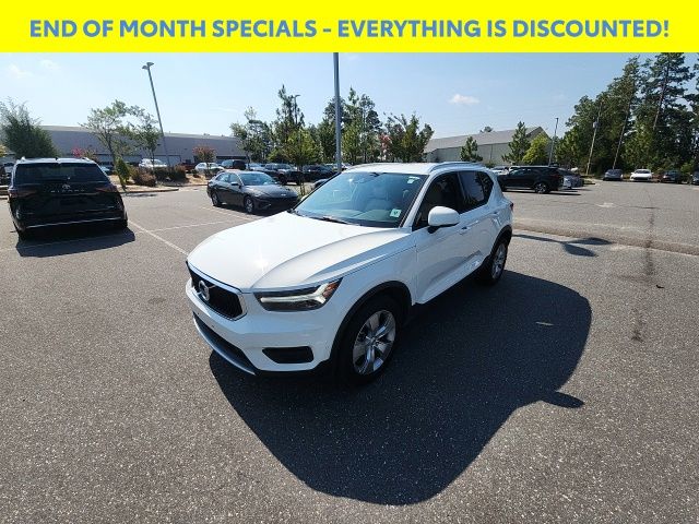 Used 2019 Volvo XC40 SUV