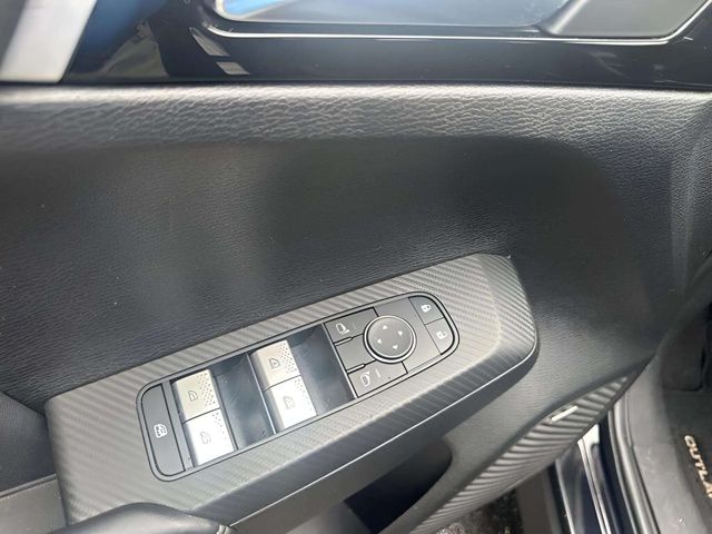 MitsubishiOutlander17