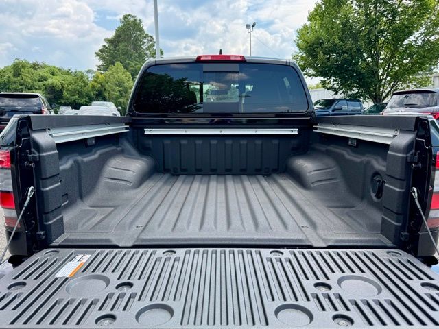 2025 Nissan Frontier SV - Photo 33