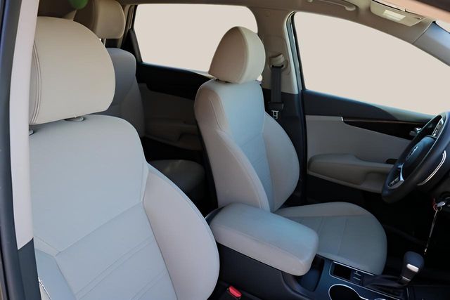 Used Car 2020 Kia Sorento  Lx For Sale Under $20,000 In Austin, Texas