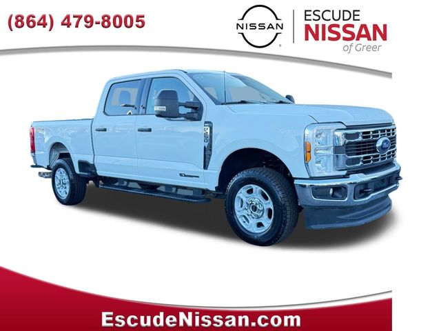 2025 Ford F-250 Super Duty XLT Crew Cab 4WD