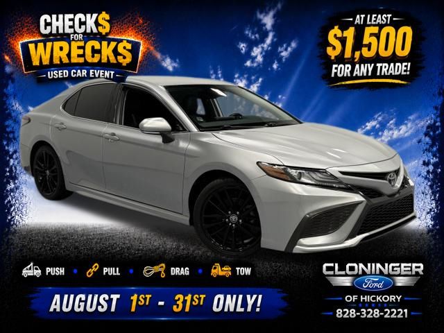Celestial Silver Metallic 2021 Toyota Camry Sedan Front-Wheel Drive 8-Speed Automatic