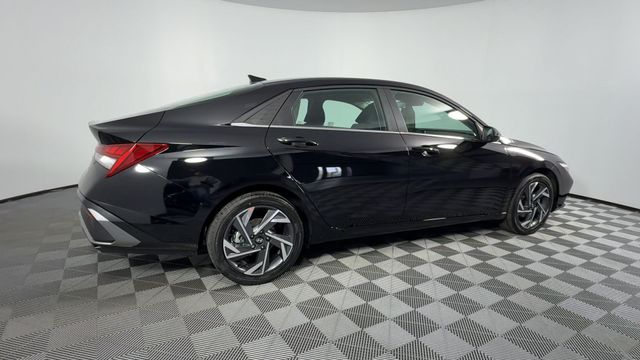 New 2025 Hyundai Elantra Hybrid For Sale in Indianapolis, IN
