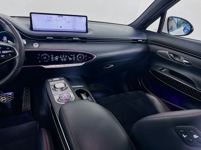 Thumbnail: 2022 Genesis GV70 - 24