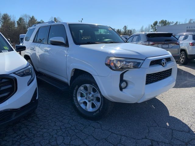 2017 Toyota 4Runner SR5 3