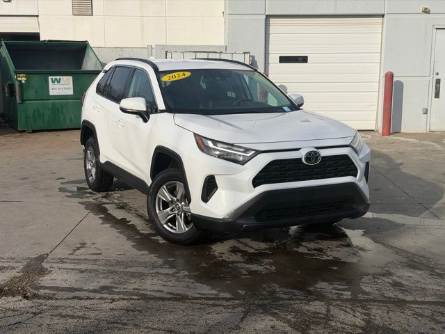 2024 Toyota RAV4 XLE FWD