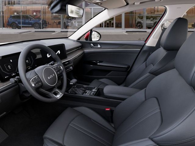 2025 Kia K5 EX - Photo 17