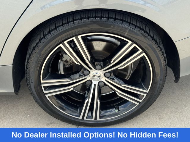 2020 Volvo V60 T5 Gray at Martin Chrysler Dodge Jeep Ram