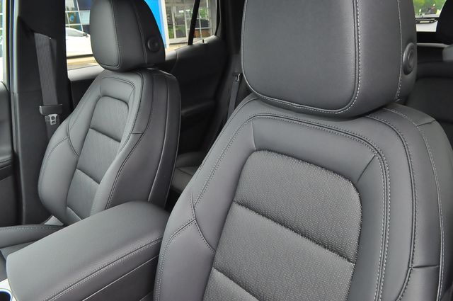 New 2026 Blue Chevrolet LT image 8
