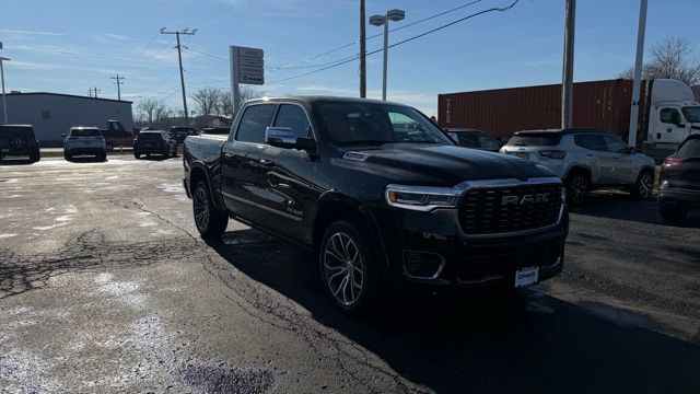 Diamond Black Crystal Pearlcoat 2026 RAM 1500 Tungsten Crew Cab 4WD Pickup Truck Four-Wheel Drive 8-Speed Automatic