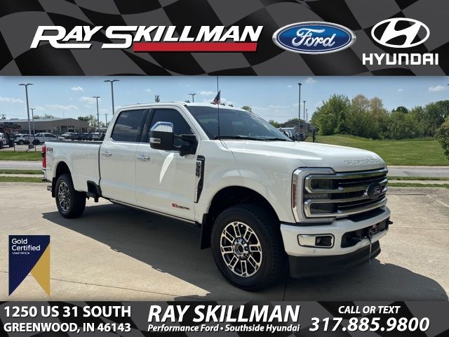 White Metallic 2026 Ford F-350 Super Duty Platinum Crew Cab 4WD Pickup Truck Four-Wheel Drive Automatic