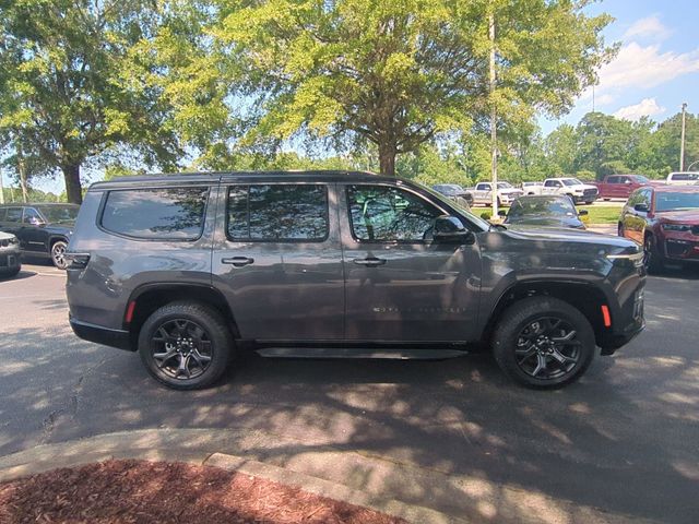New 2026 Baltic-Gray Metallic Clear-Coat Exterior Paint Jeep Upland image 6