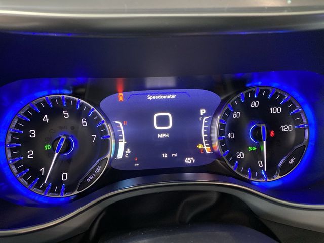 2025 Chrysler Pacifica Limited photo