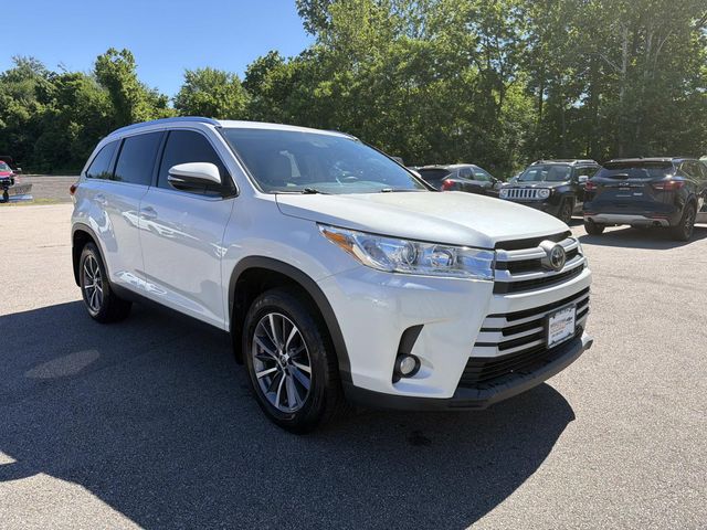 2019 Toyota Highlander - Image 9