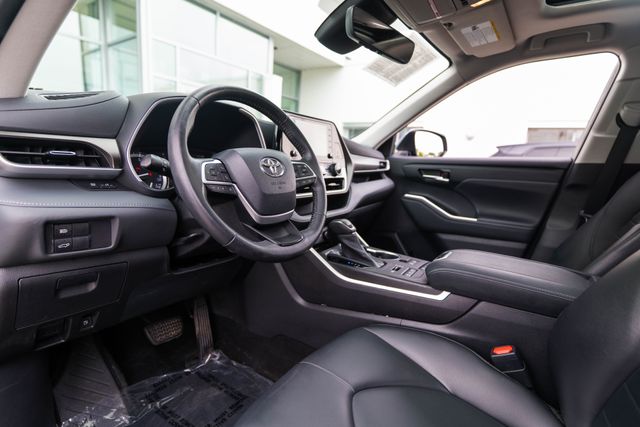 Used 2022 Toyota Highlander SUV