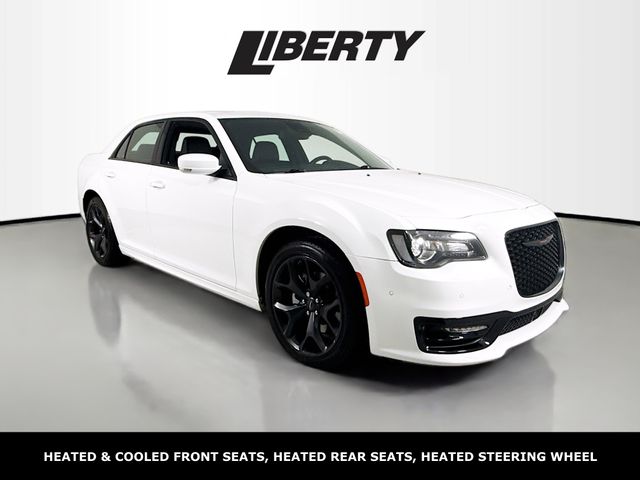 2023 Chrysler 300 S photo