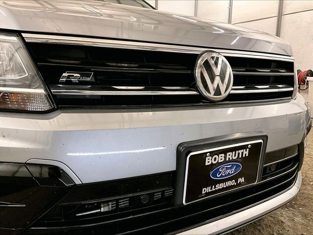 2021 Volkswagen Tiguan 2.0T SE R-Line Black Silver at Spitzer Acura