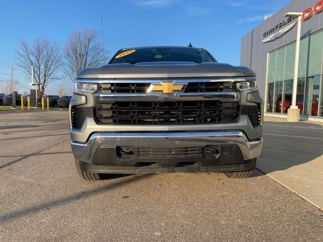 2025 Chevrolet Silverado 1500 LT - Sterling Gray Metallic exterior view 2