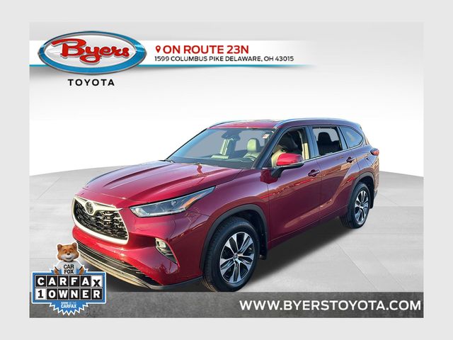 Red (Ruby Flare Pearl) 2021 Toyota Highlander XLE AWD SUV / Crossover All-Wheel Drive 8-Speed Automatic