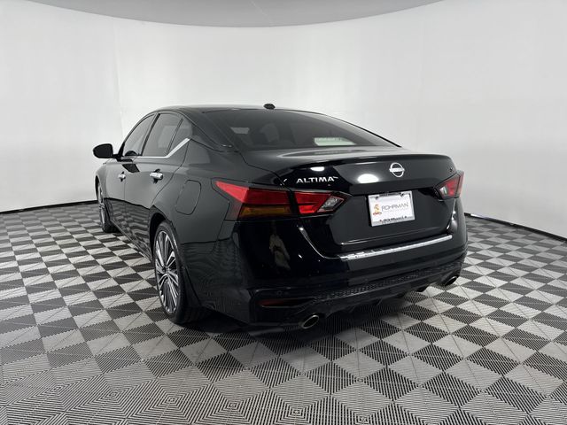 Used 2023 Nissan Altima For Sale in Indianapolis, IN