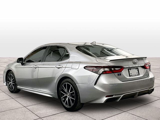 2023 Toyota Camry SE Silver at Sutliff Volkswagen