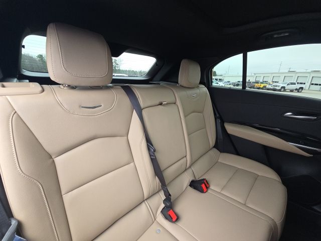 2024 Cadillac XT4 Luxury:C02545