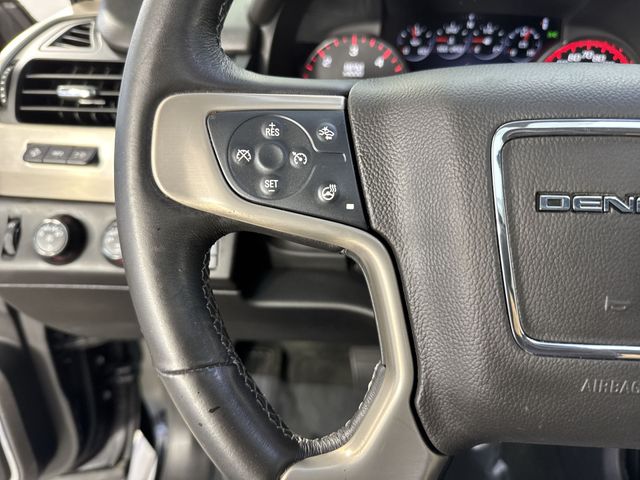 2015 GMC Yukon Denali photo
