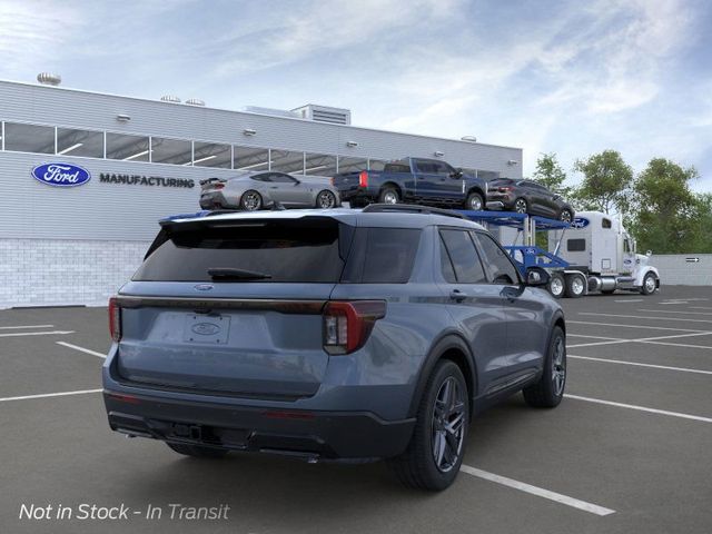 2025 Ford Explorer ST-Line 8