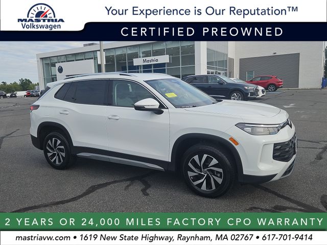 Pure White 2026 Volkswagen Tiguan SUV / Crossover All-Wheel Drive 8-Speed Automatic
