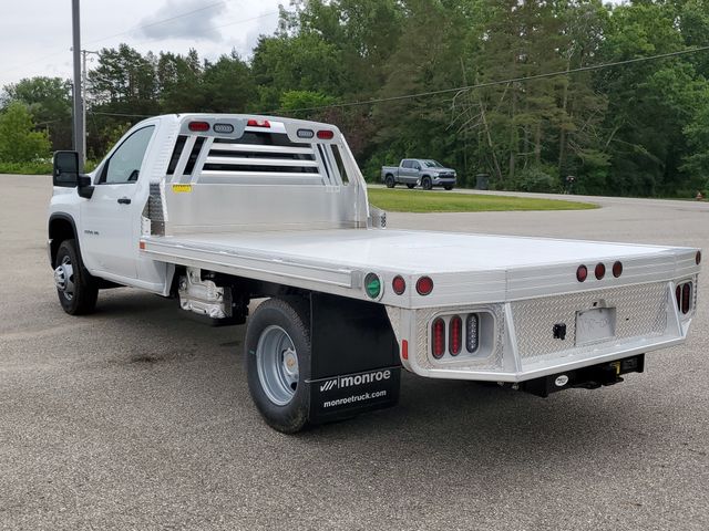 New 2026 Chevrolet Silverado 3500 - photo 2