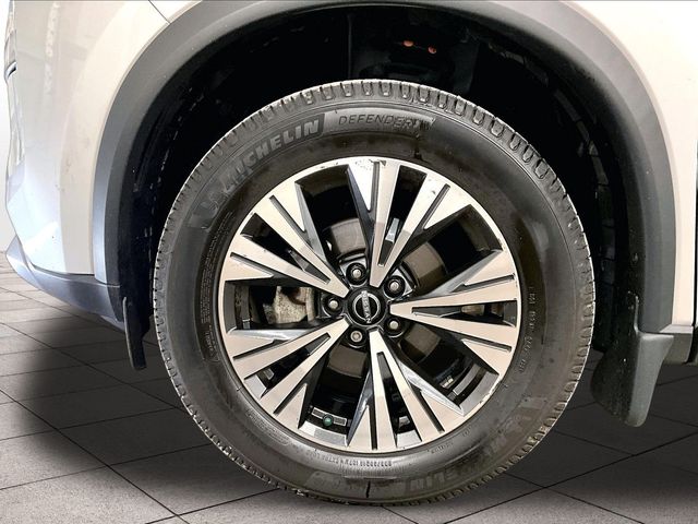 2023 Nissan Rogue SV Silver at Bob Ruth Ford