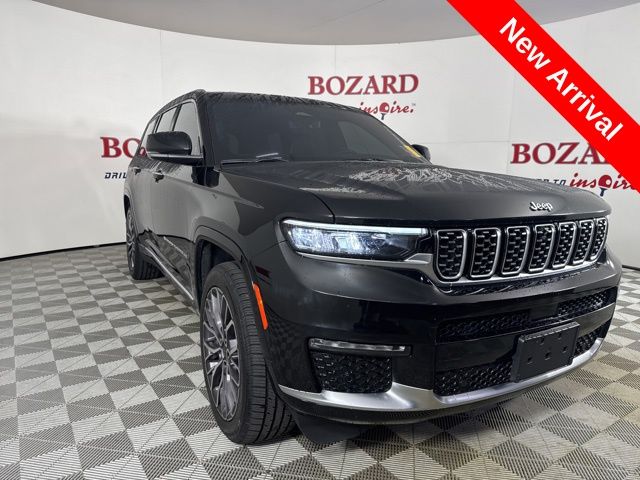 2022 Diamond Black Crystal Pearlcoat Jeep Grand Cherokee L Summit 4X4 SUV