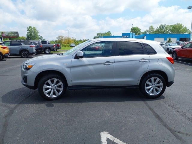 Used 2014 Gray Mitsubishi ES image 3