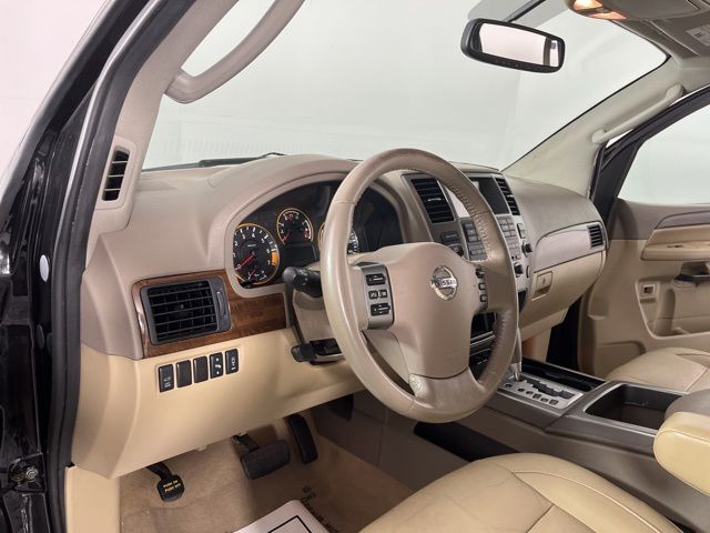 2012 Nissan Armada SL 19