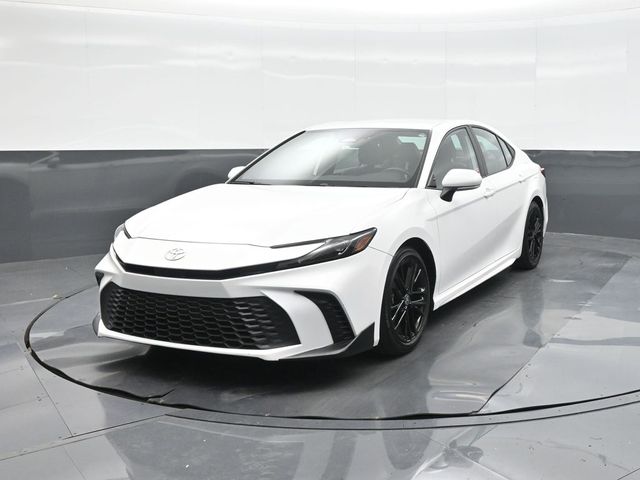 Used 2025 Toyota Camry SE