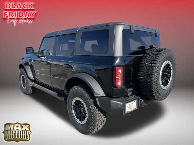 2024 Ford Bronco Outer Banks 9