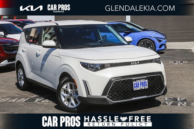 2023 Kia Soul LX FWD