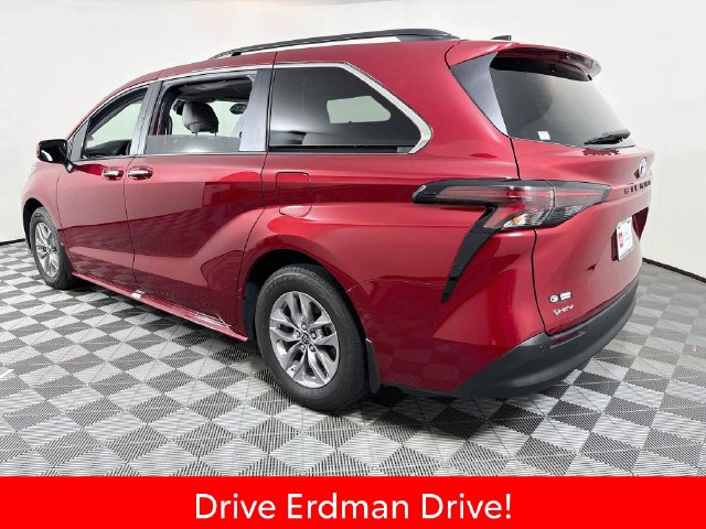 Used 2025 Toyota Sienna Van