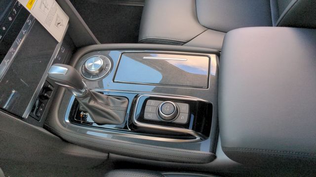 2023 Nissan Armada