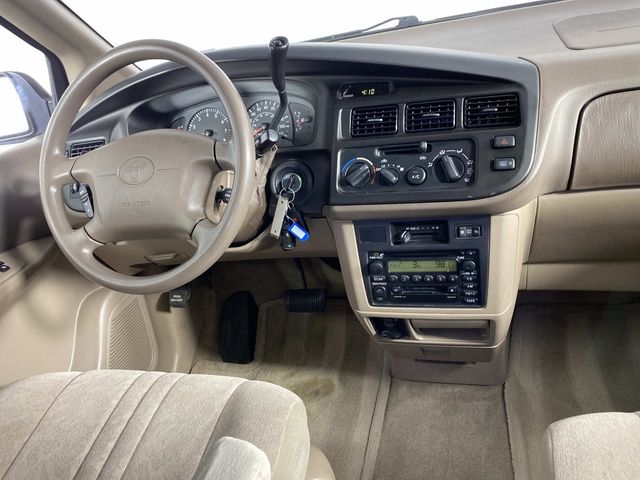 2000 Toyota Sienna Beige - Grieco Acura - Image 13