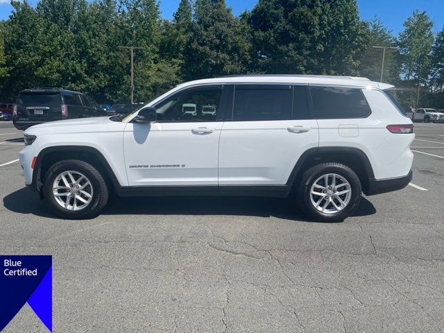 Used 2022 White Jeep Laredo image 2