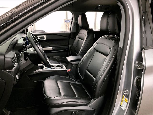2023 Ford Explorer XLT Silver at Grove City Ford