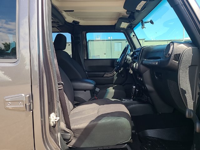 Used 2017 Jeep Wrangler SUV