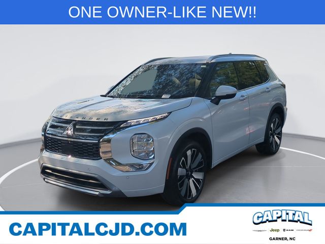 White 2025 Mitsubishi Outlander SUV / Crossover Front-Wheel Drive Continuously Variable Transmission