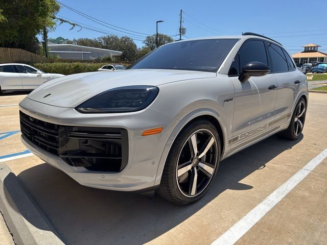 Chalk 2024 Porsche Cayenne Turbo GT AWD SUV / Crossover All-Wheel Drive 8-Speed Automatic