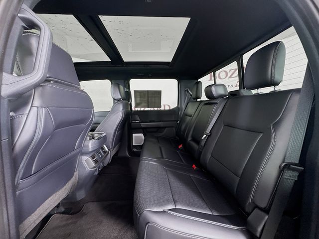 2025 White Metallic Ford F-150 Lariat 4X4 Truck
