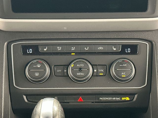 2021 Volkswagen Atlas Cross Sport 3.6L V6 SE w/Technology R-Line  at Subaru and VW of Moon Township