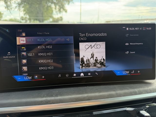 2024 BMW X5 sDrive40i White at Bayway Cadillac of The Woodlands